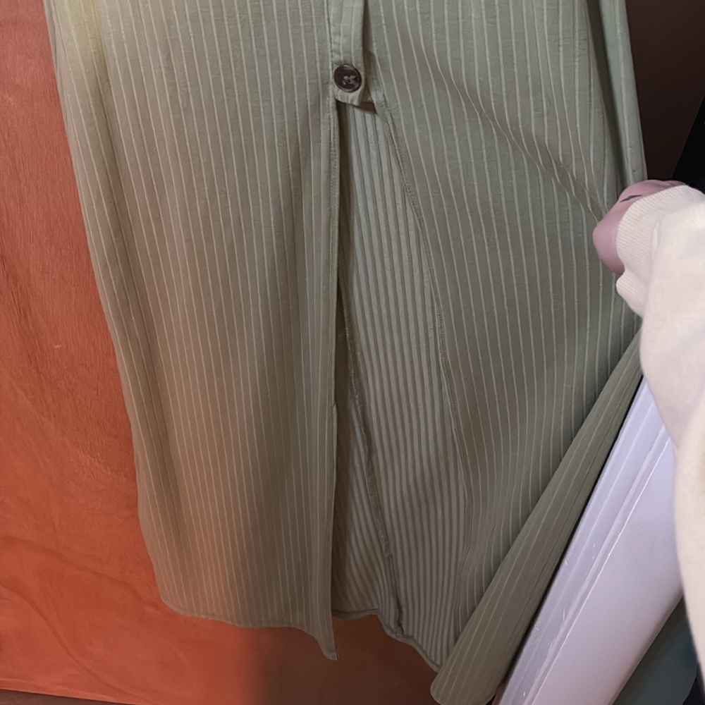 Green Buttonup Maxi - Picture 2 of 6